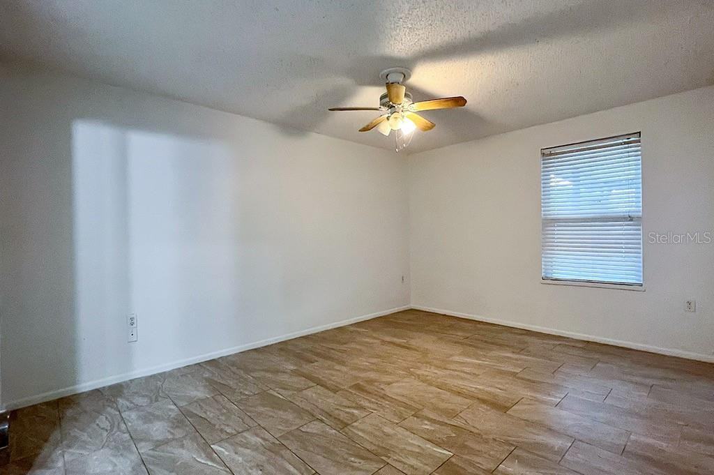 10 York Ct #10 - Photo 5 of 26