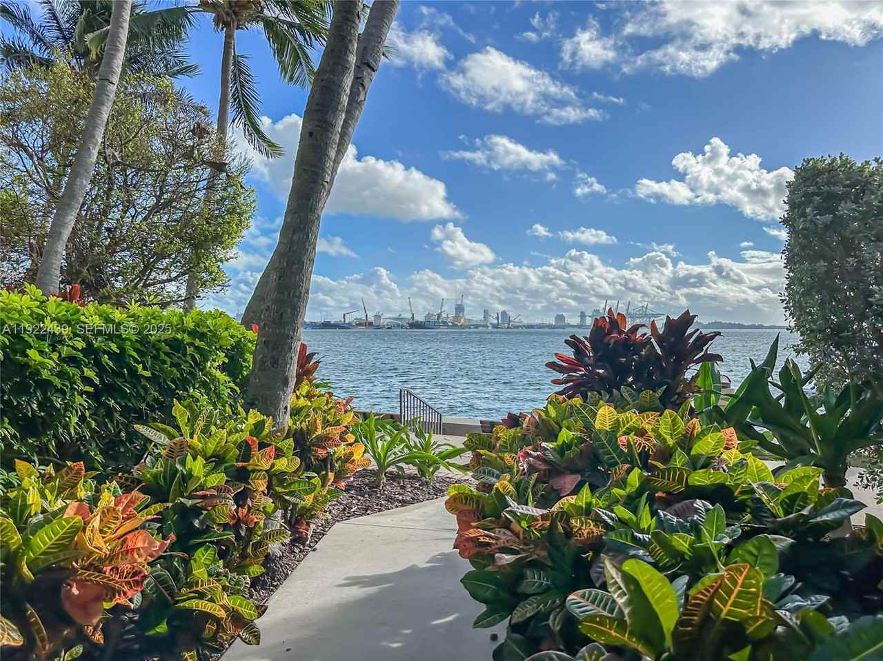 Brickell Ave #540-1800 - Photo 2 of 19