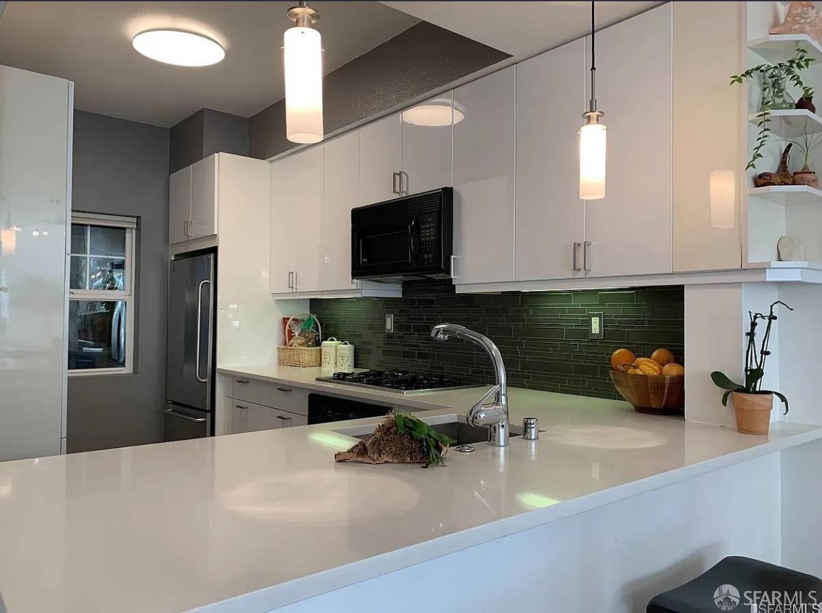 513 Swallowtail Ct #513 - Photo 2 of 3