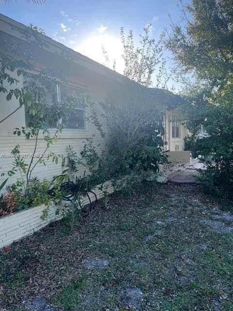 Southwest Ct #901EAST - Photo 5 of 12