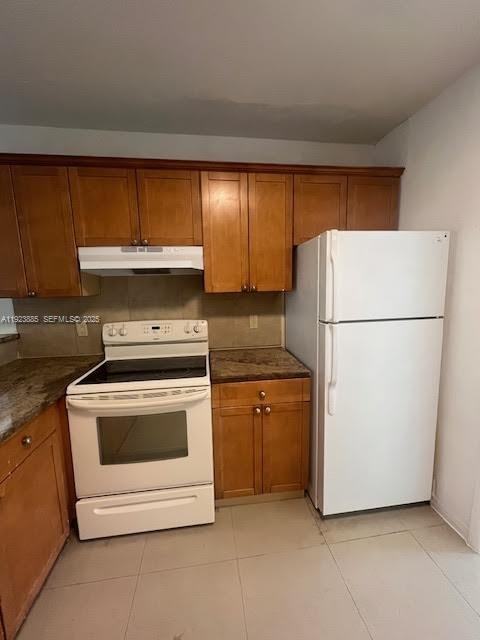 Southwest Ct #901EAST - Photo 6 of 12