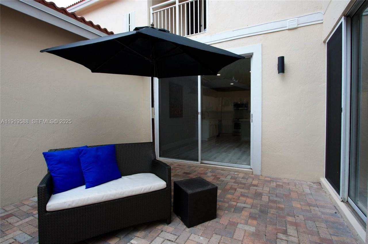 935 Lemonwood Ct #935 - Photo 5 of 46