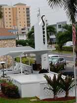 1110 N Riverside Dr - Photo 1 of 1