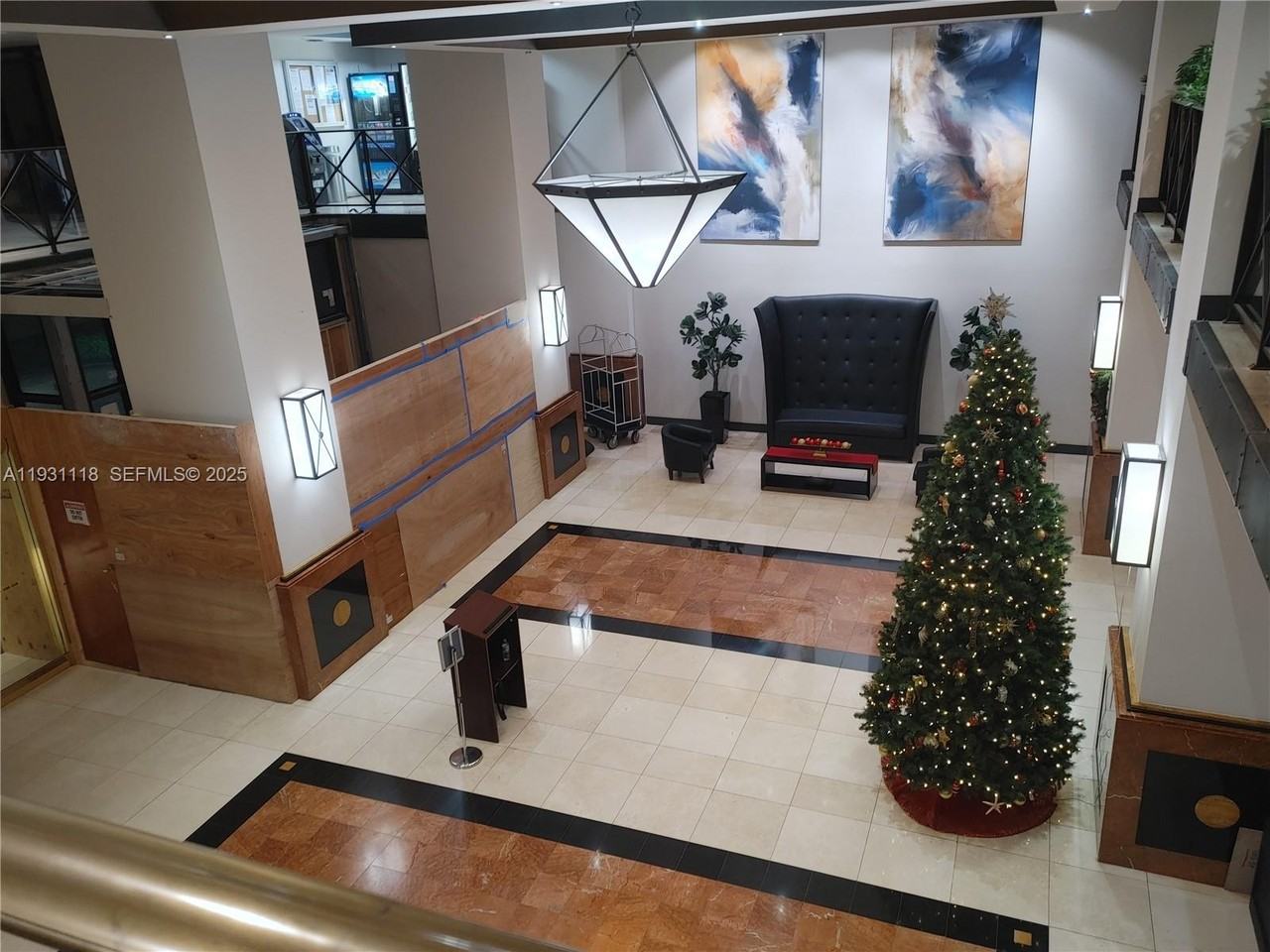 555 Ne 15th St #55521F - Photo 2 of 41