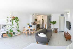 1470 Ne 125th Ter - Photo 1 of 1