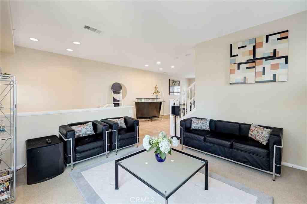 1250 Flint Dr #1250 - Photo 2 of 39