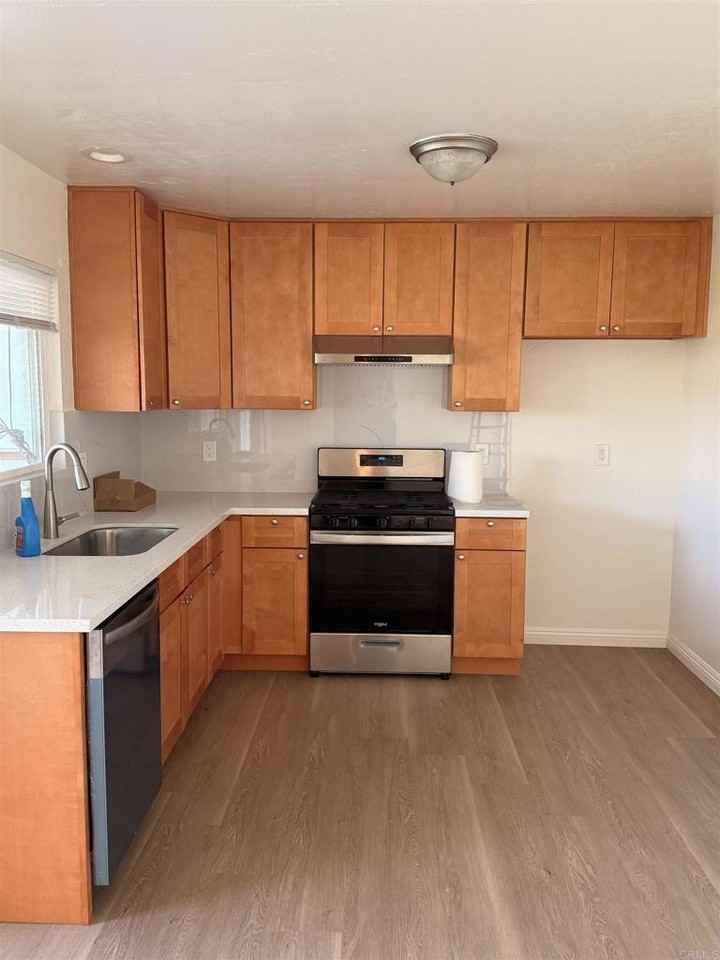 8490 Flanders Dr #8490 - Photo 7 of 8