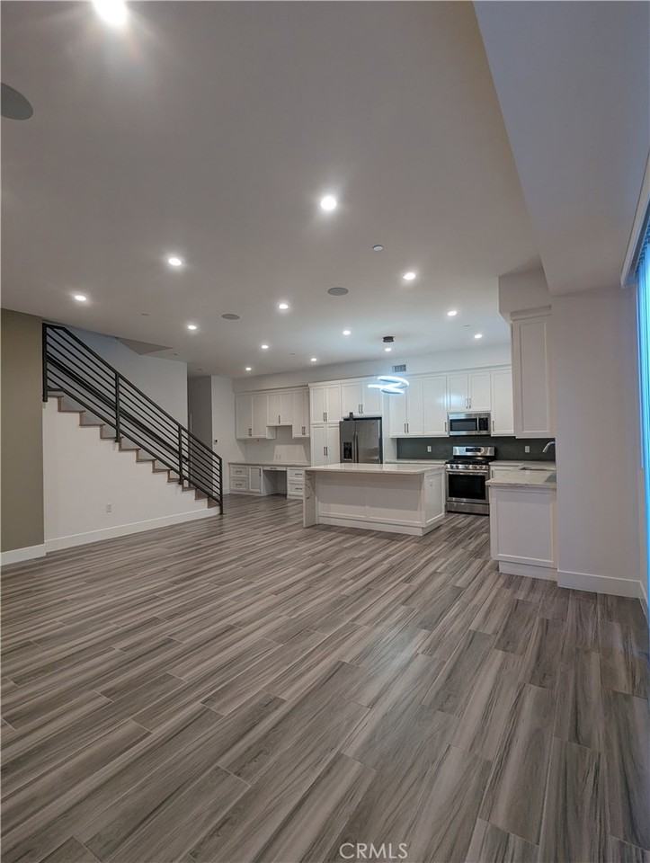 8238 N Sharuzi Ln #8238 - Photo 3 of 24