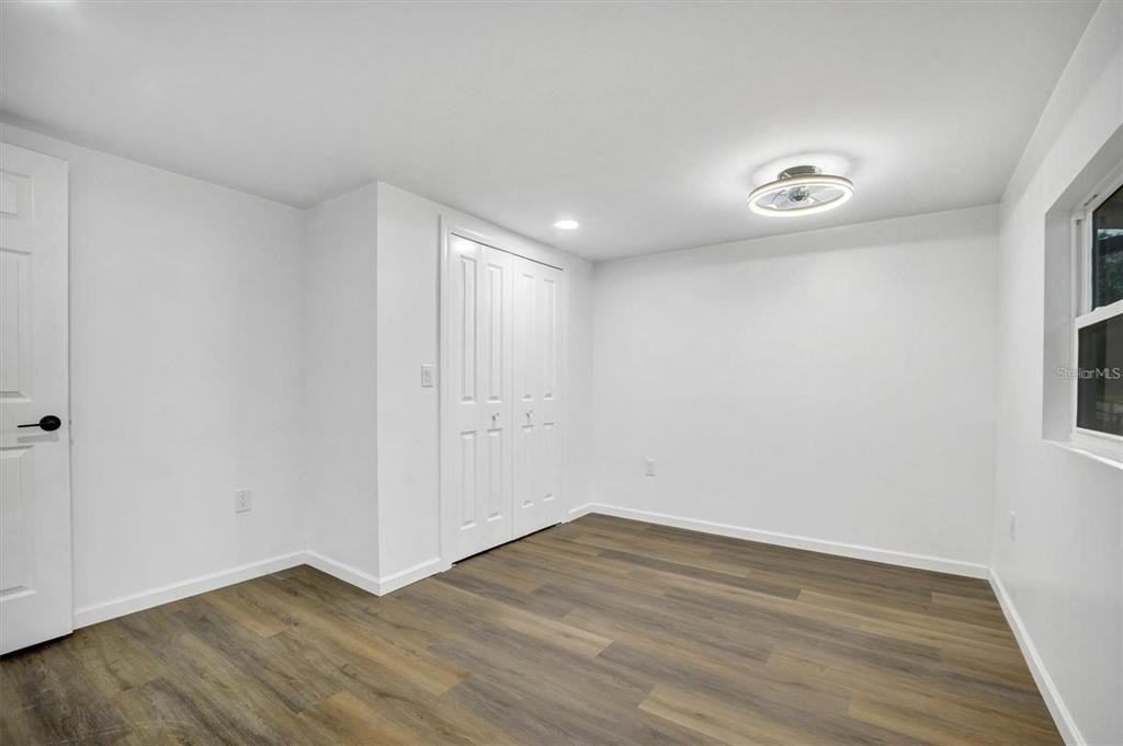 414 Monroe Ln #414 - Photo 3 of 21