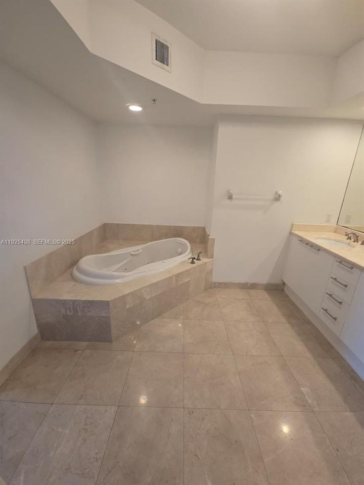 14951 Royal Oaks Ln #14951-2502 - Photo 2 of 23