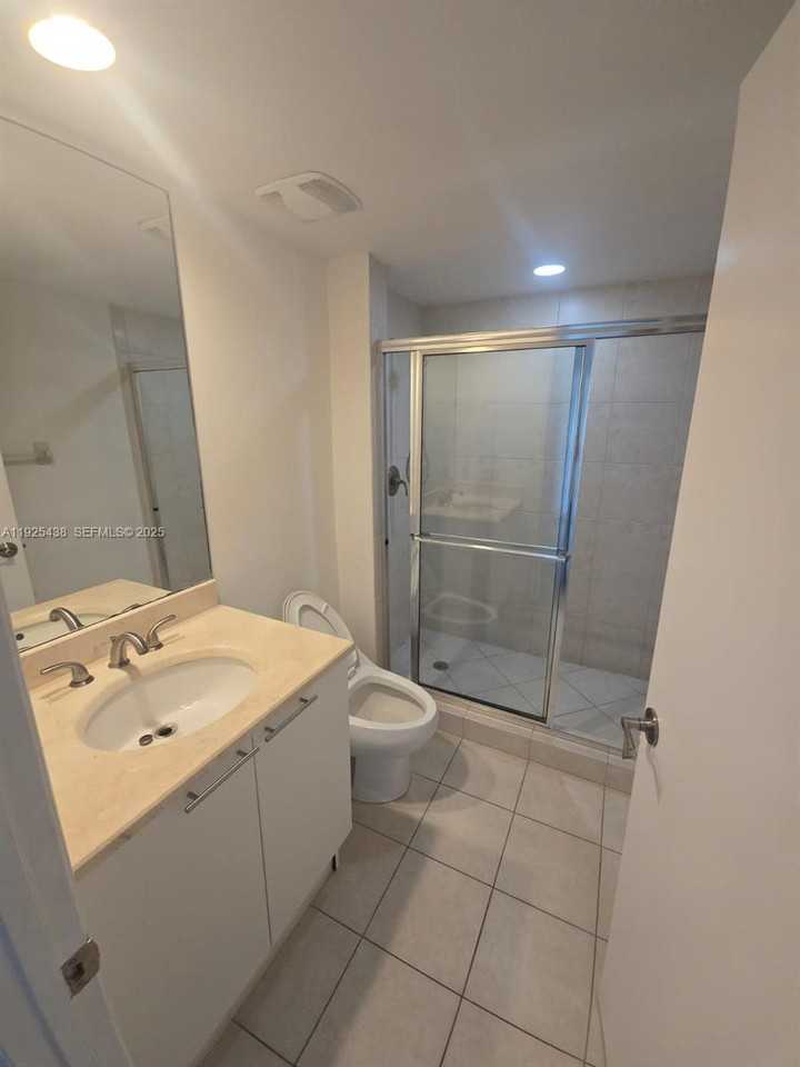 14951 Royal Oaks Ln #14951-2502 - Photo 3 of 23