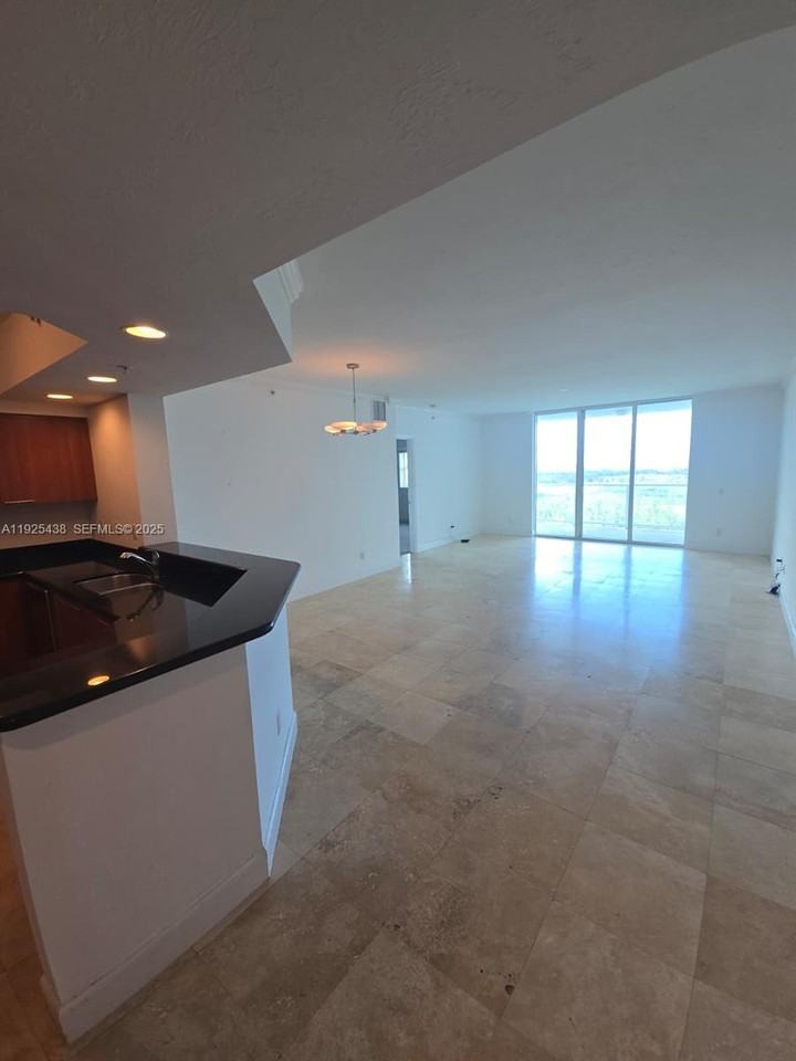 14951 Royal Oaks Ln #14951-2502 - Photo 7 of 23