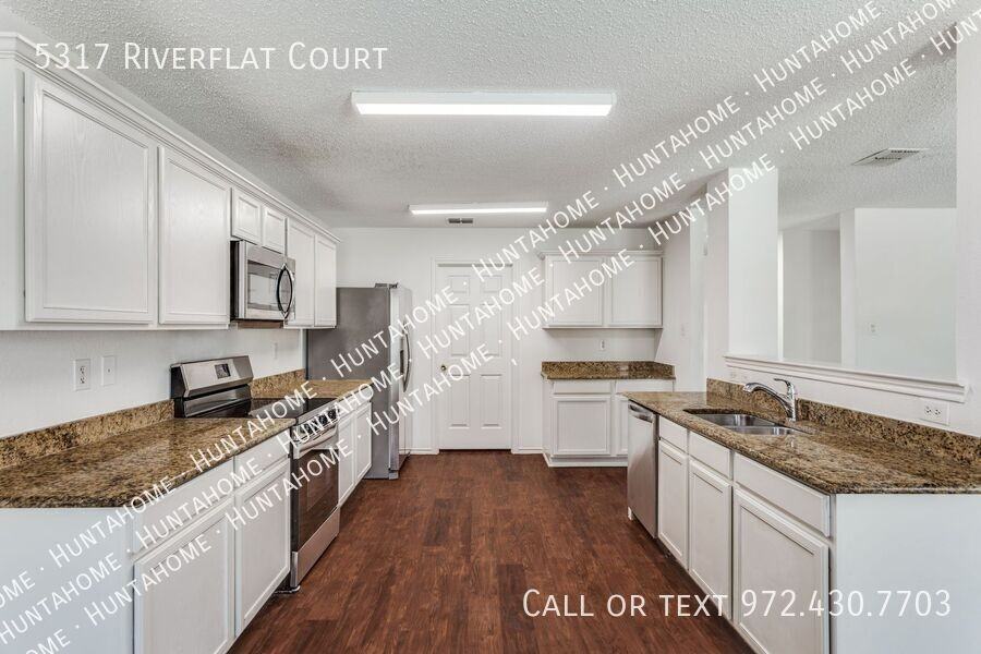 5317 Riverflat Ct - Photo 5 of 12