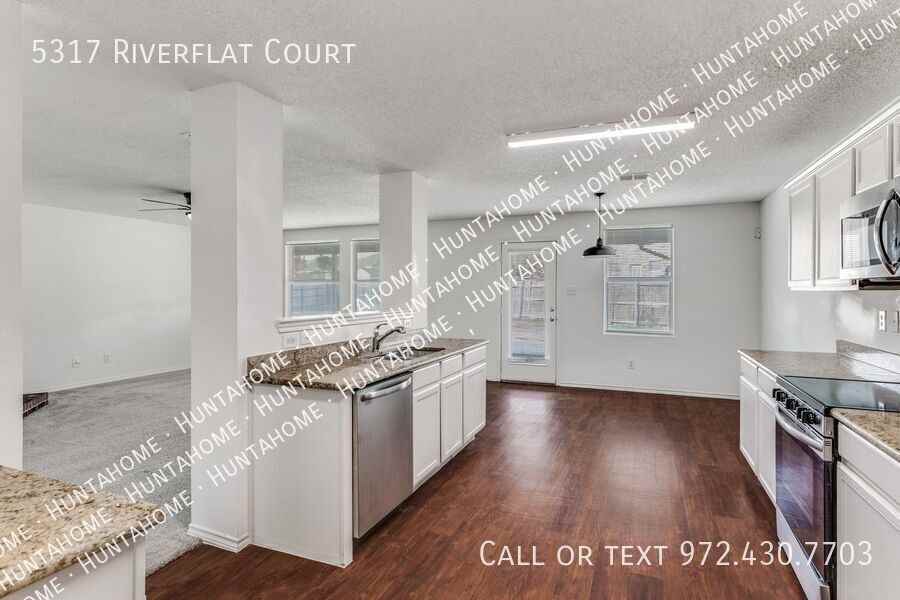 5317 Riverflat Ct - Photo 6 of 12