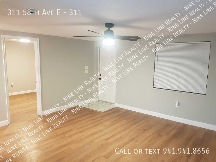 311 58th Ave E #311 - Photo 3 of 31