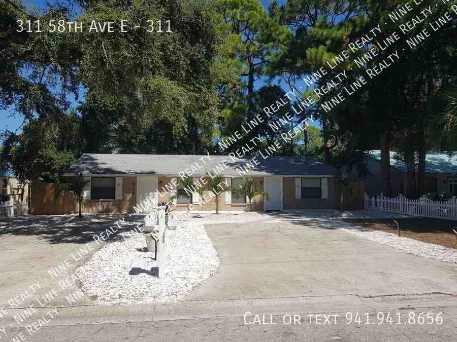 311 58th Ave E #311 - Photo 7 of 31