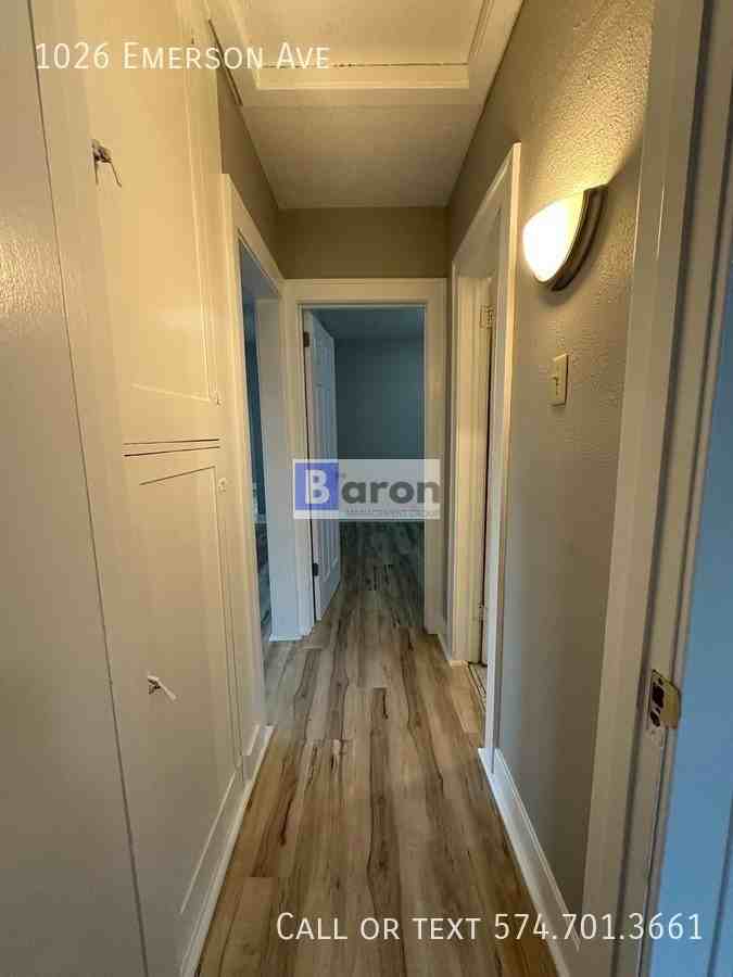 1026 Emerson Ave - Photo 5 of 17