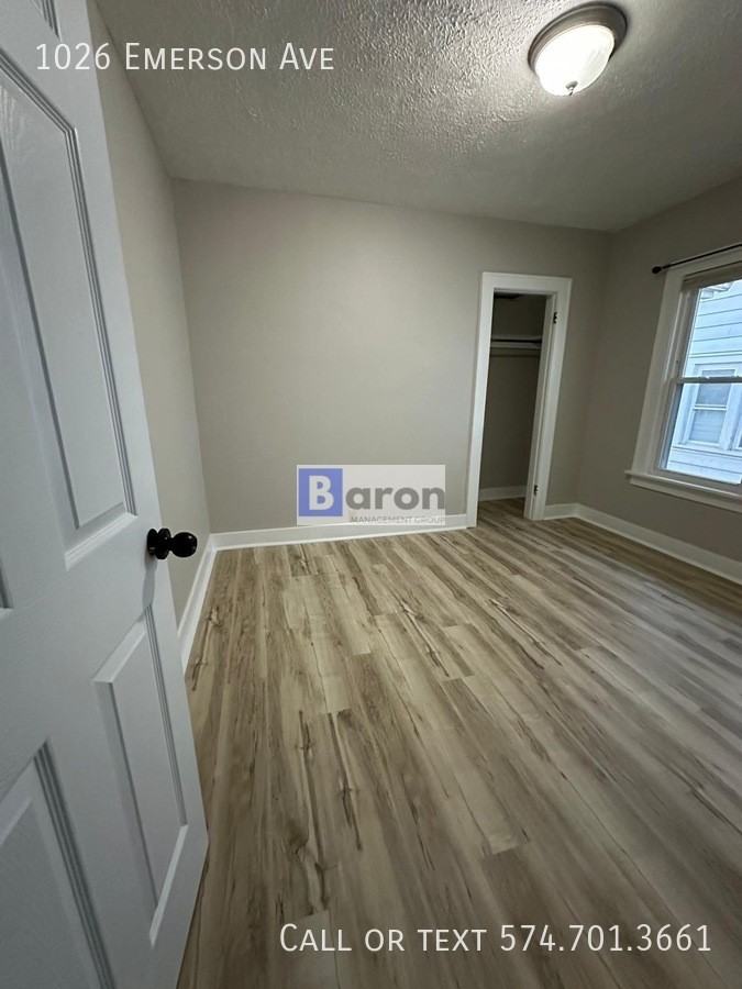 1026 Emerson Ave - Photo 6 of 17