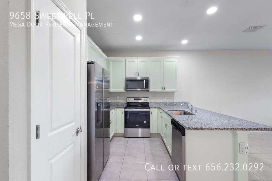 9658 Sweetwell Pl - Photo 6 of 36