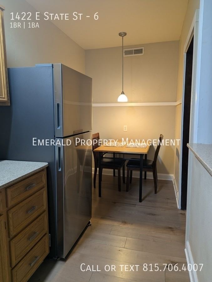 1422 E State St #6 - Photo 4 of 9