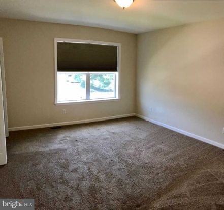 518 Dakemich Ct - Photo 2 of 9