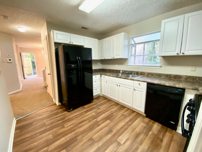 3543 Sweetgum Ln - Photo 4 of 20
