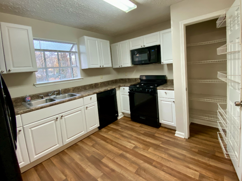 3543 Sweetgum Ln - Photo 5 of 20