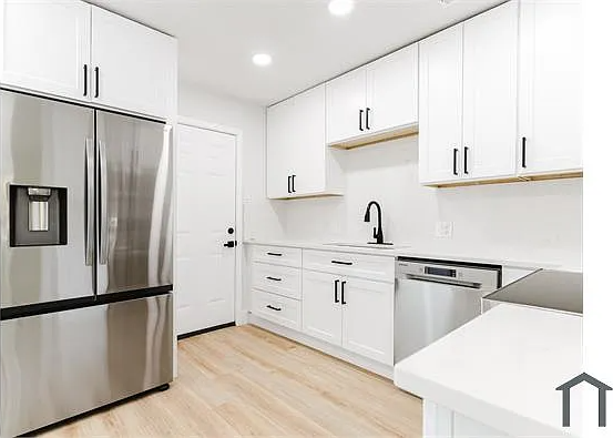 10307 Pinecrest Dr - Photo 5 of 15