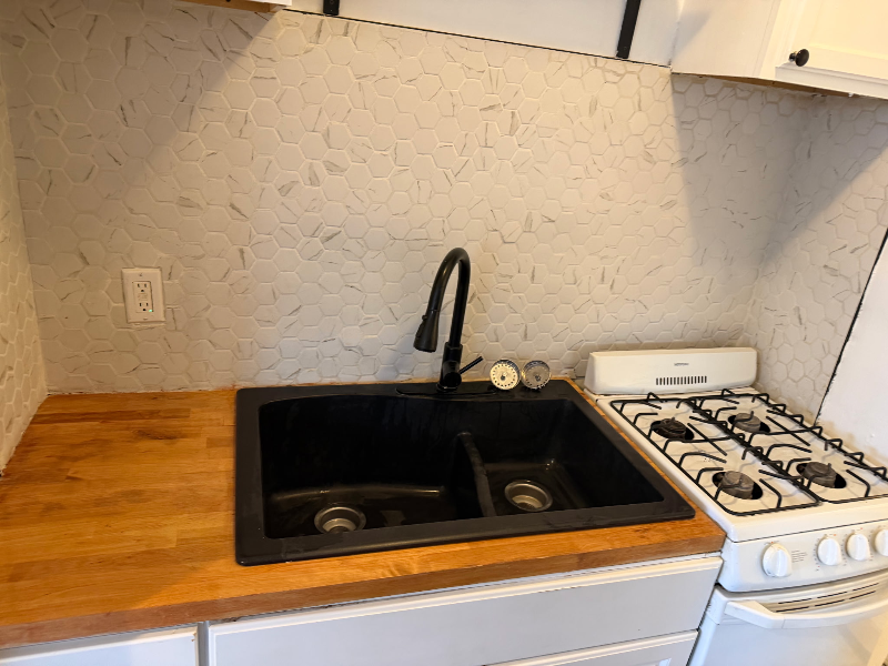 15236 Tireman St #1 - Photo 5 of 9