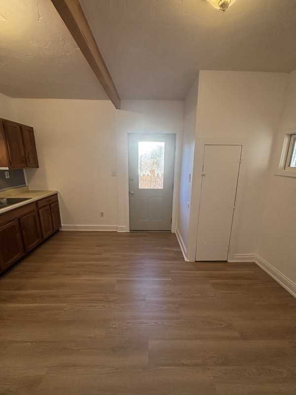 340 N Franklin St #A - Photo 5 of 46