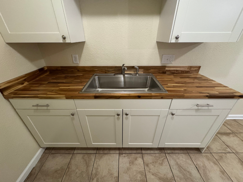 630 S Hawley Rd #201 - Photo 2 of 7