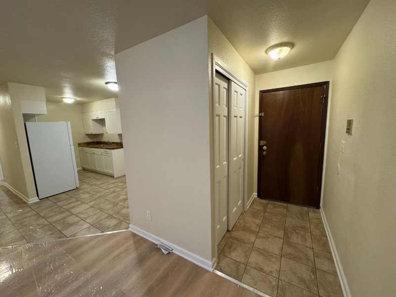 630 S Hawley Rd #201 - Photo 4 of 7