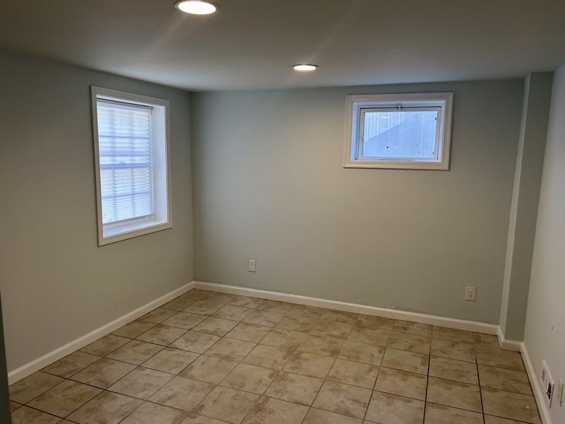 5313 Flanders Ave - Photo 7 of 20