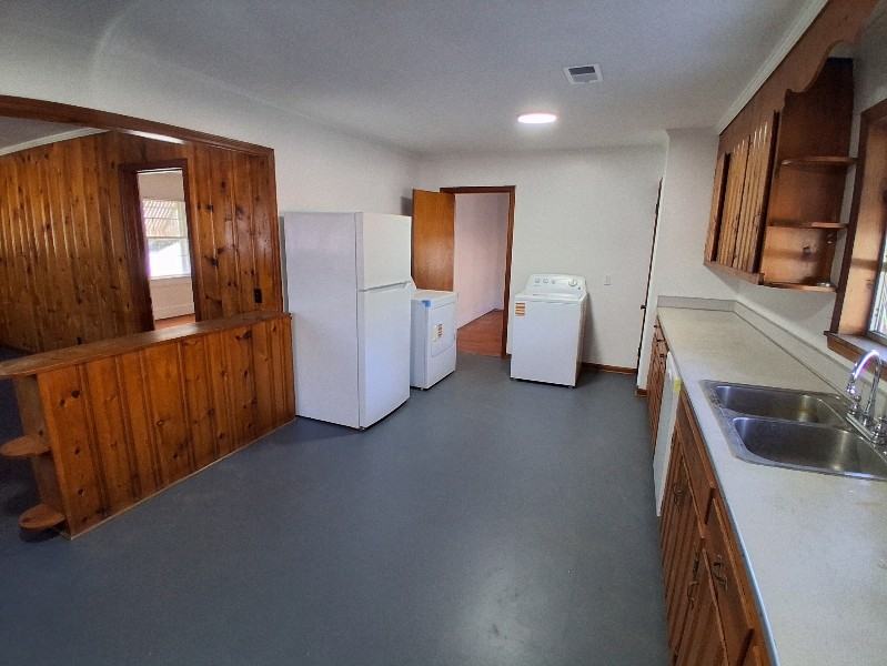 1020 Peachtree St - Photo 3 of 17