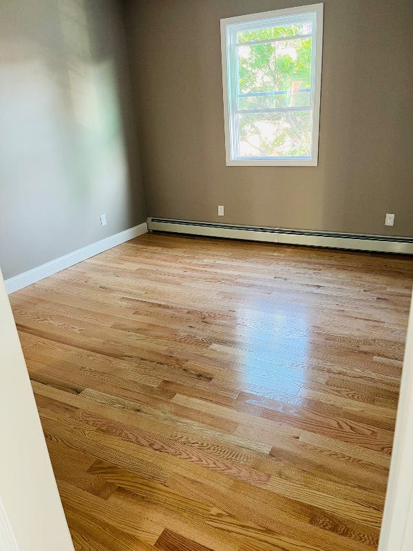 1051 Broad St #2nd - Photo 5 of 8