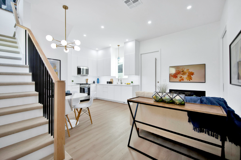 2352 E Poppy St - Photo 4 of 20