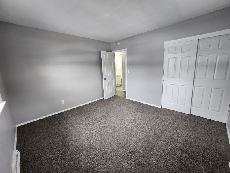 2715 Farragut Pl - Photo 4 of 8