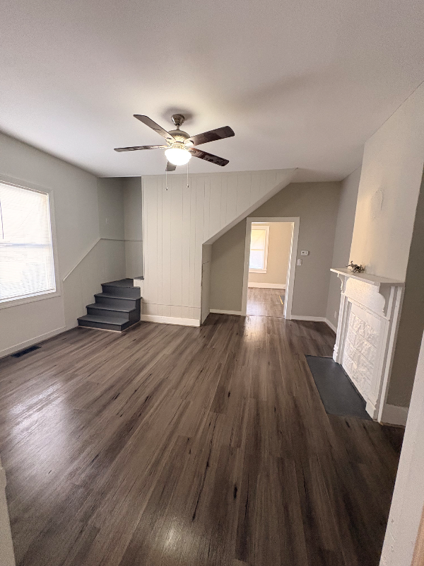 921 Rome St #A - Photo 3 of 6