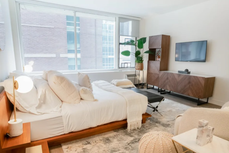 28 E Chestnut St - Photo 2 of 10