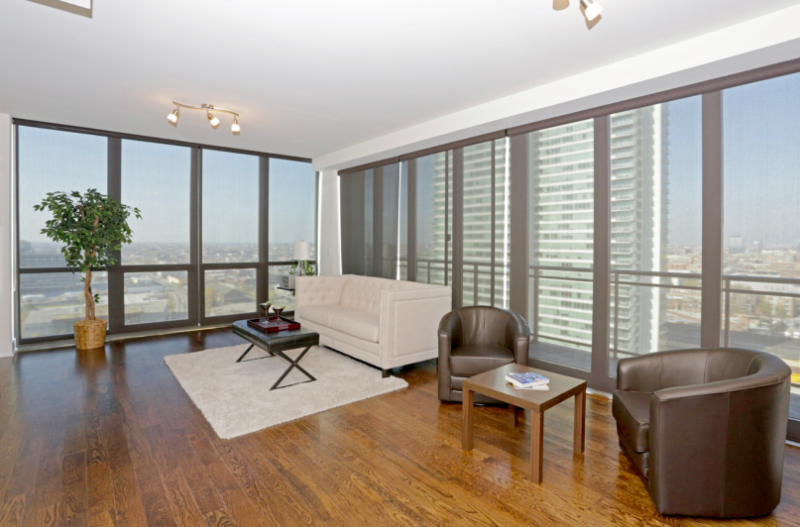 330 N Jefferson St #1916 - Photo 4 of 15