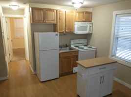 featured image of 445 Chamberlain Ave