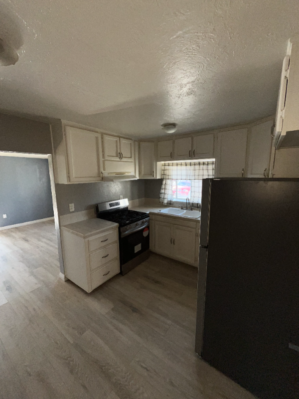 3726 Acacia St - Photo 7 of 19