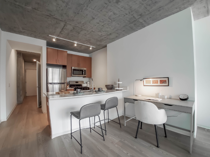 1418 S Wabash Ave - Photo 4 of 16