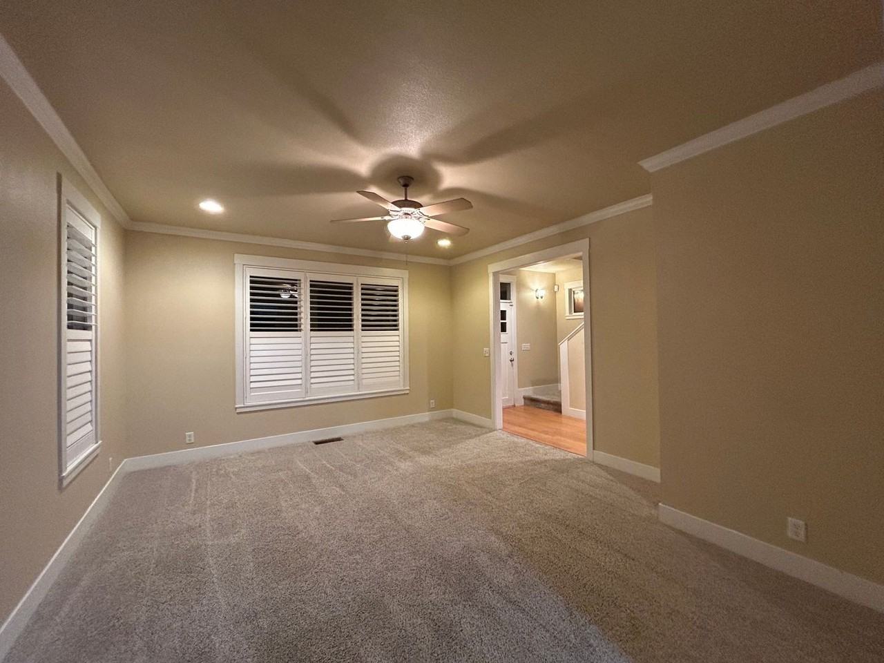 2610 E 20th St - Photo 2 of 22