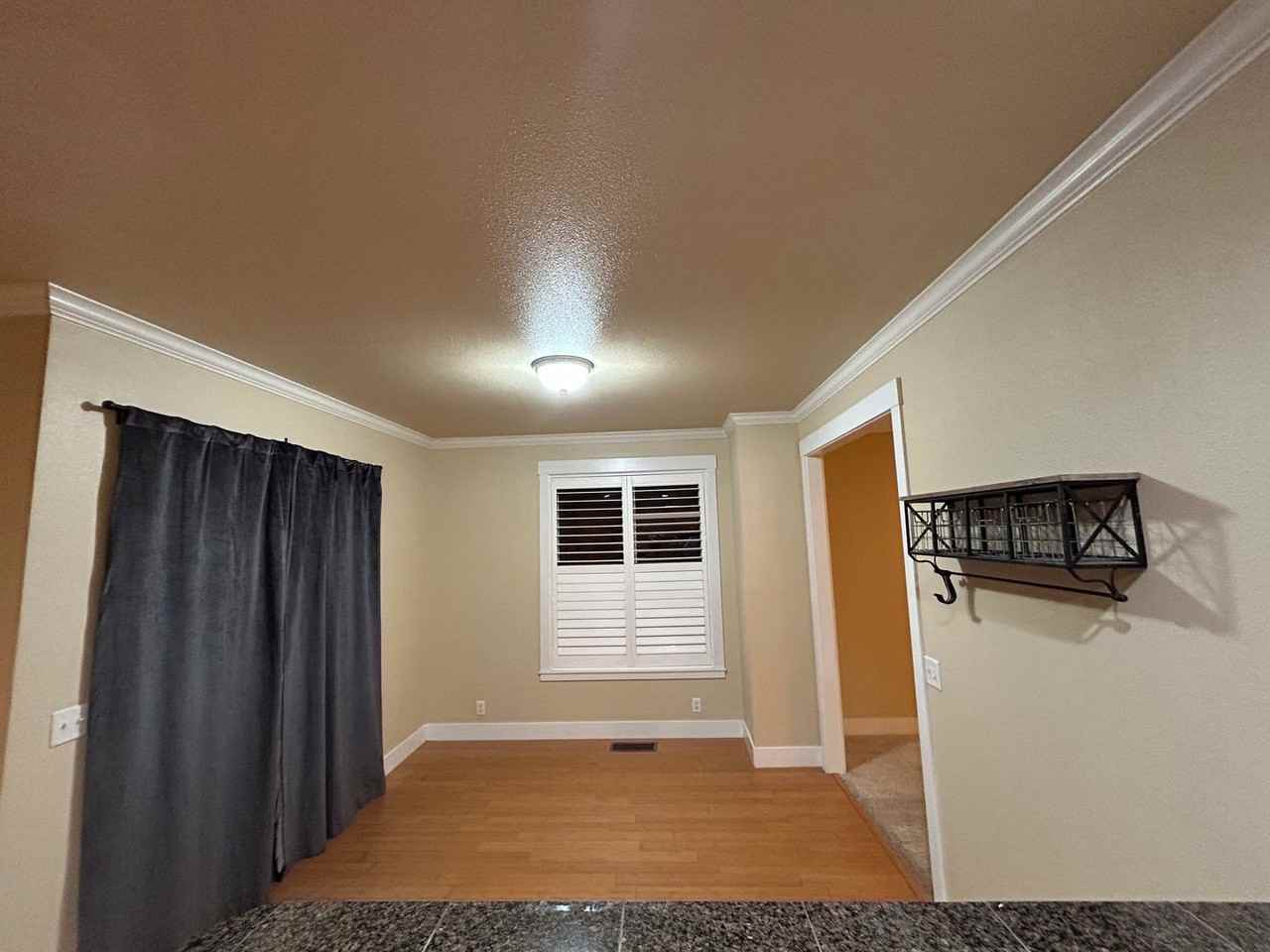 2610 E 20th St - Photo 7 of 22