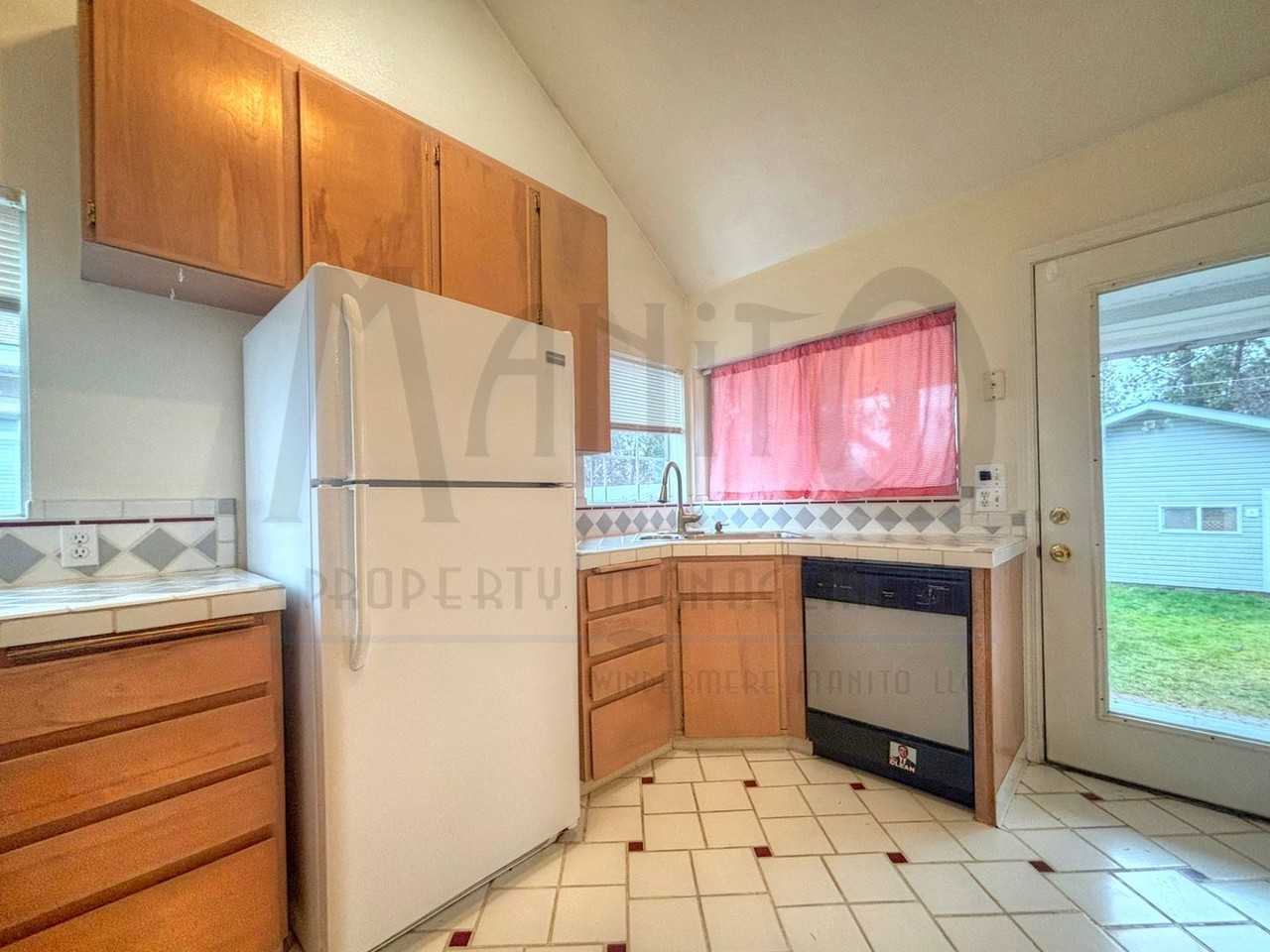 3914 W Hoffman Ave - Photo 7 of 13