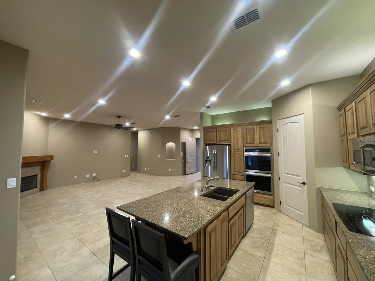 42 Express Blvd #1 - Photo 3 of 49