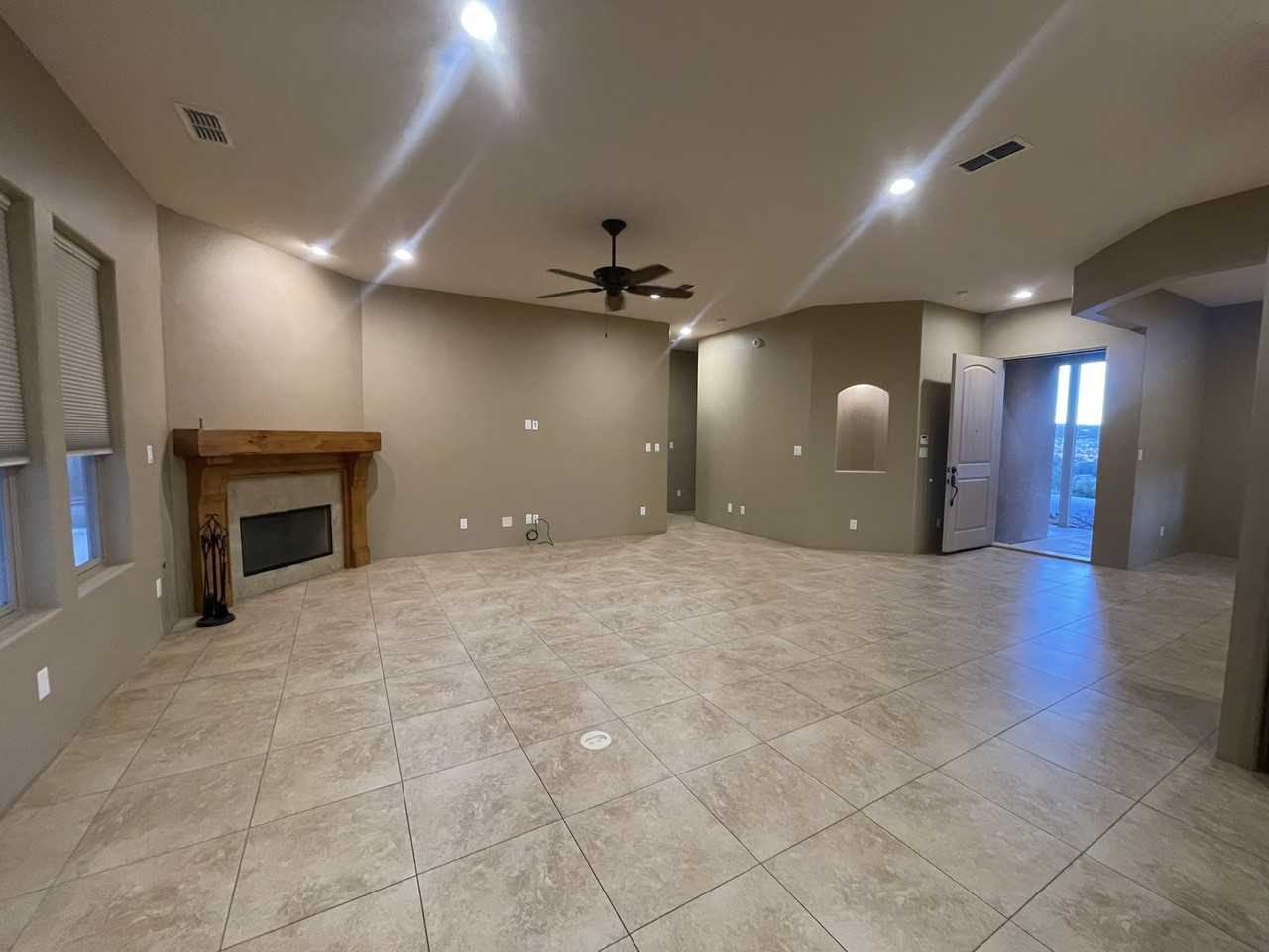 42 Express Blvd #1 - Photo 4 of 49