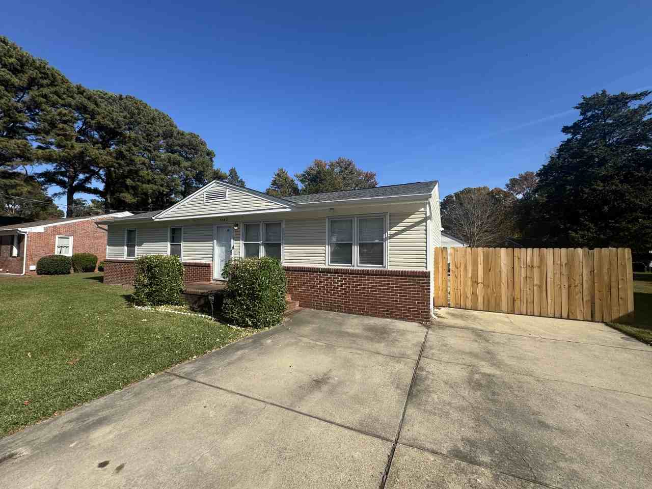 3332 Macdonald Rd #NA - Photo 2 of 19