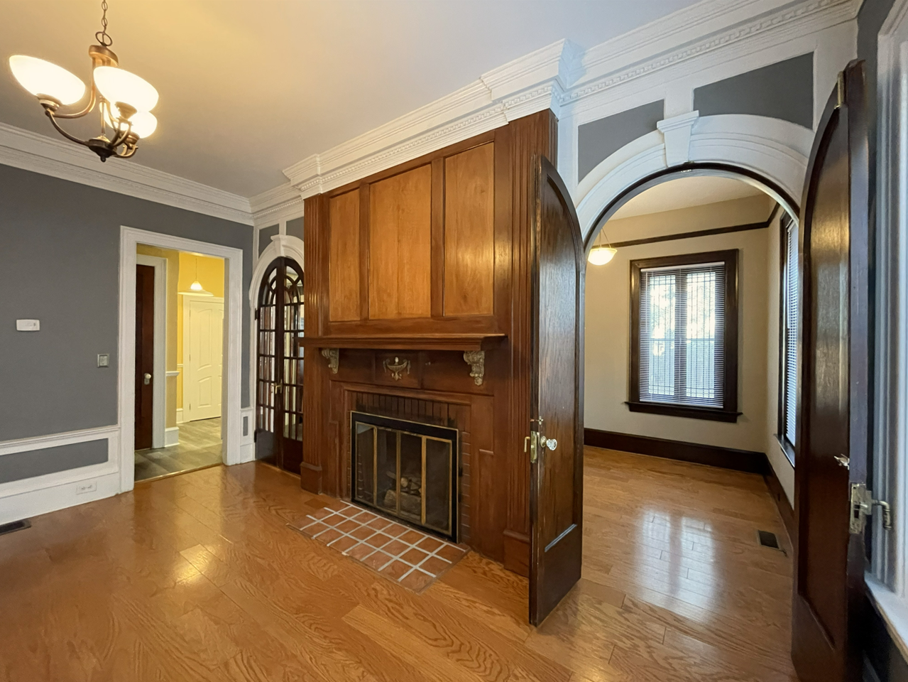 524 W Church St #B - Photo 5 of 24